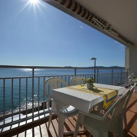 Anna Grande Vue Mer Sainte-Maxime